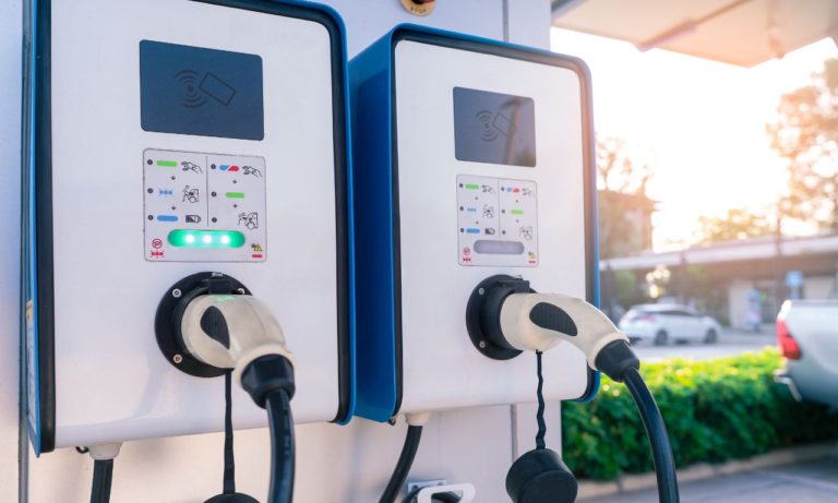 5 Fastest Home EV Chargers Feature